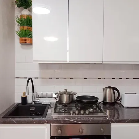 Center 918 B Tamars Apartamento