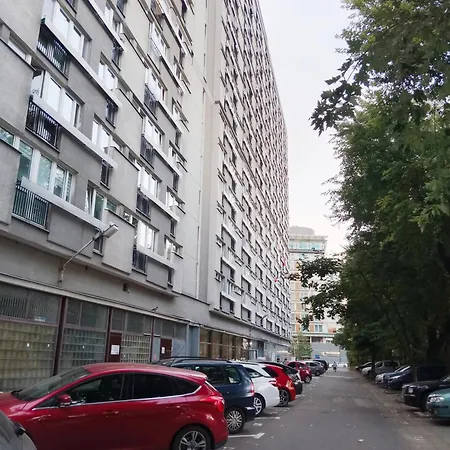 Center 918 B Tamars Daire Varşova